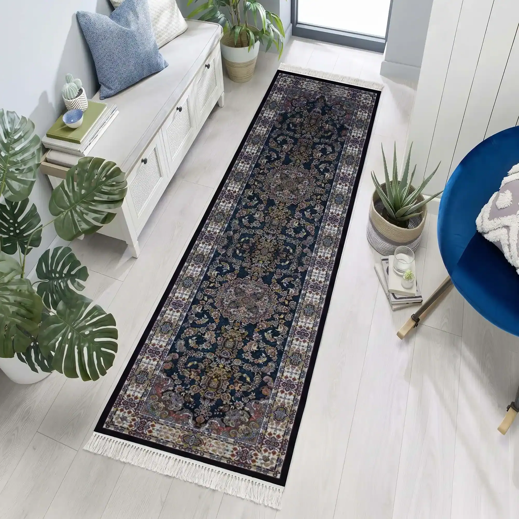 Parsa Medallion Oriental Rug