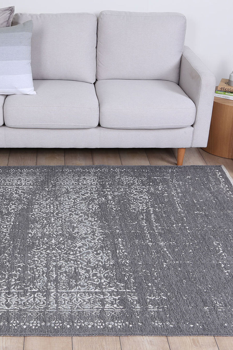Large View Ryan Grey Cotton Transitional Rug(Size 170 x 120cm)