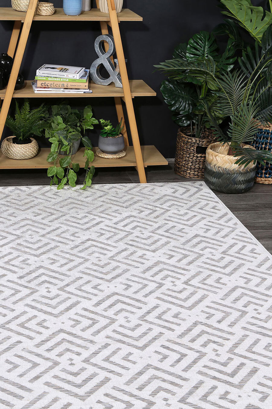 Scarlett Flatweave Rug(Size 170 x 120cm)