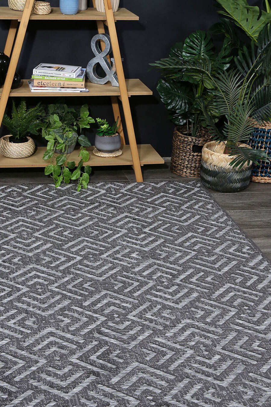 Scarlett Flatweave Rug(Size 170 x 120cm)