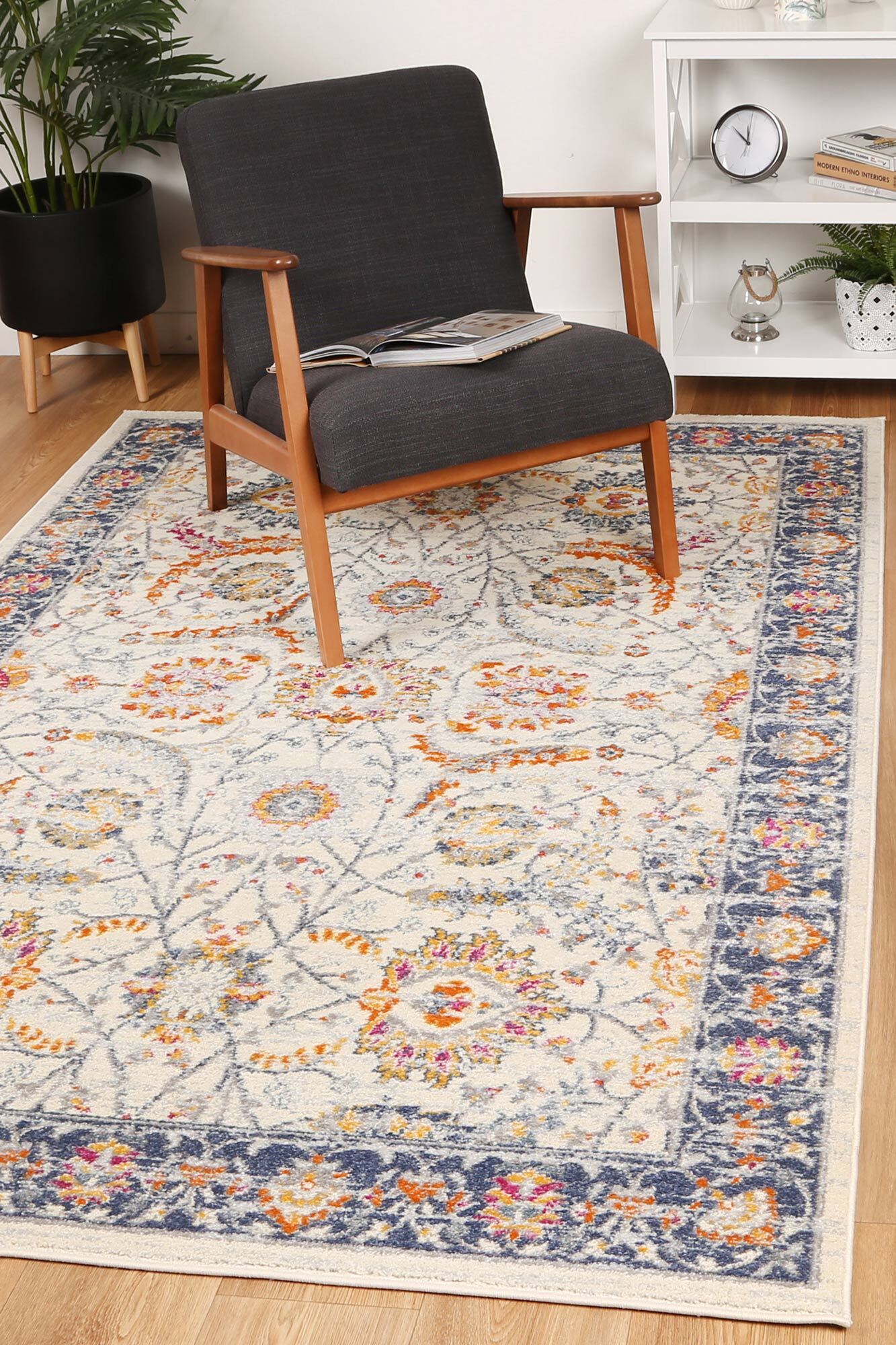 Seth Traditional Oriental Rug(Size 230 x 160cm)