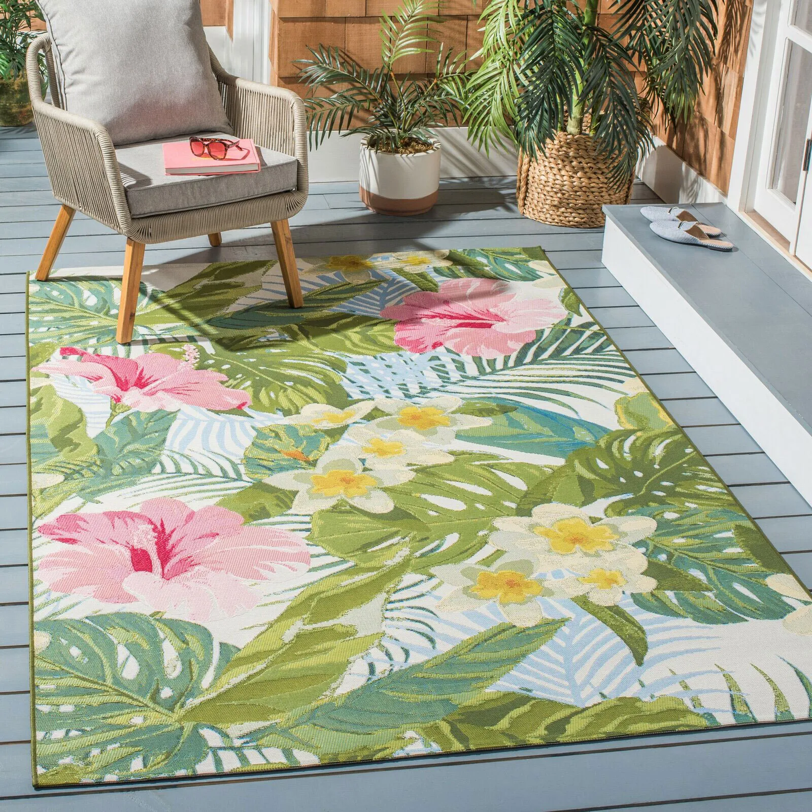 Large View Sole Floral Indoor/Outdoor Rug