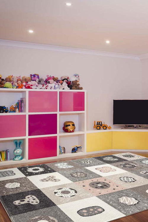 Large View Sunny Square Pattern Kids Rug(Size 170 x 120cm)
