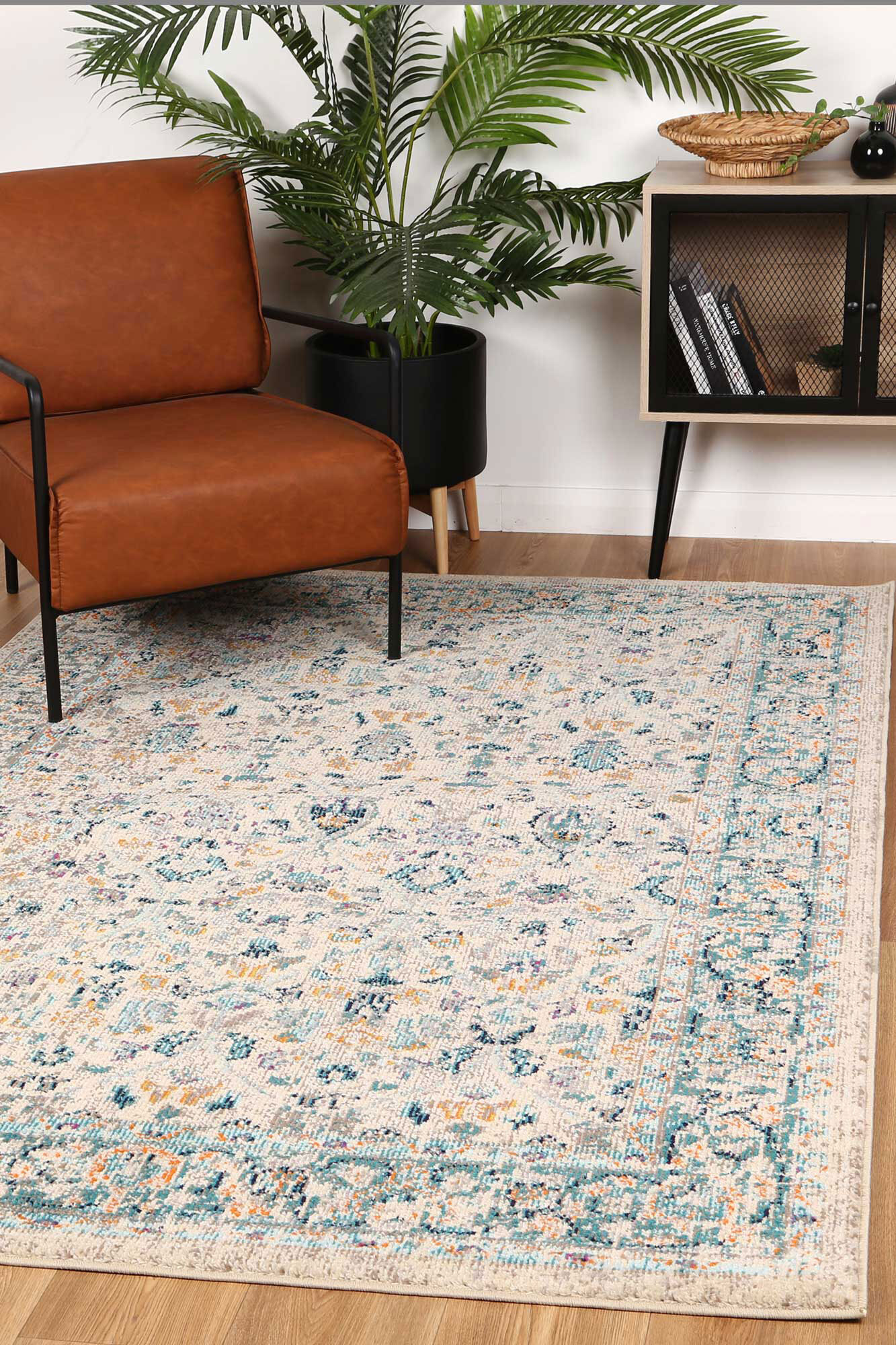 Large View Tina Traditional Border Rug(Size 230 x 160cm)