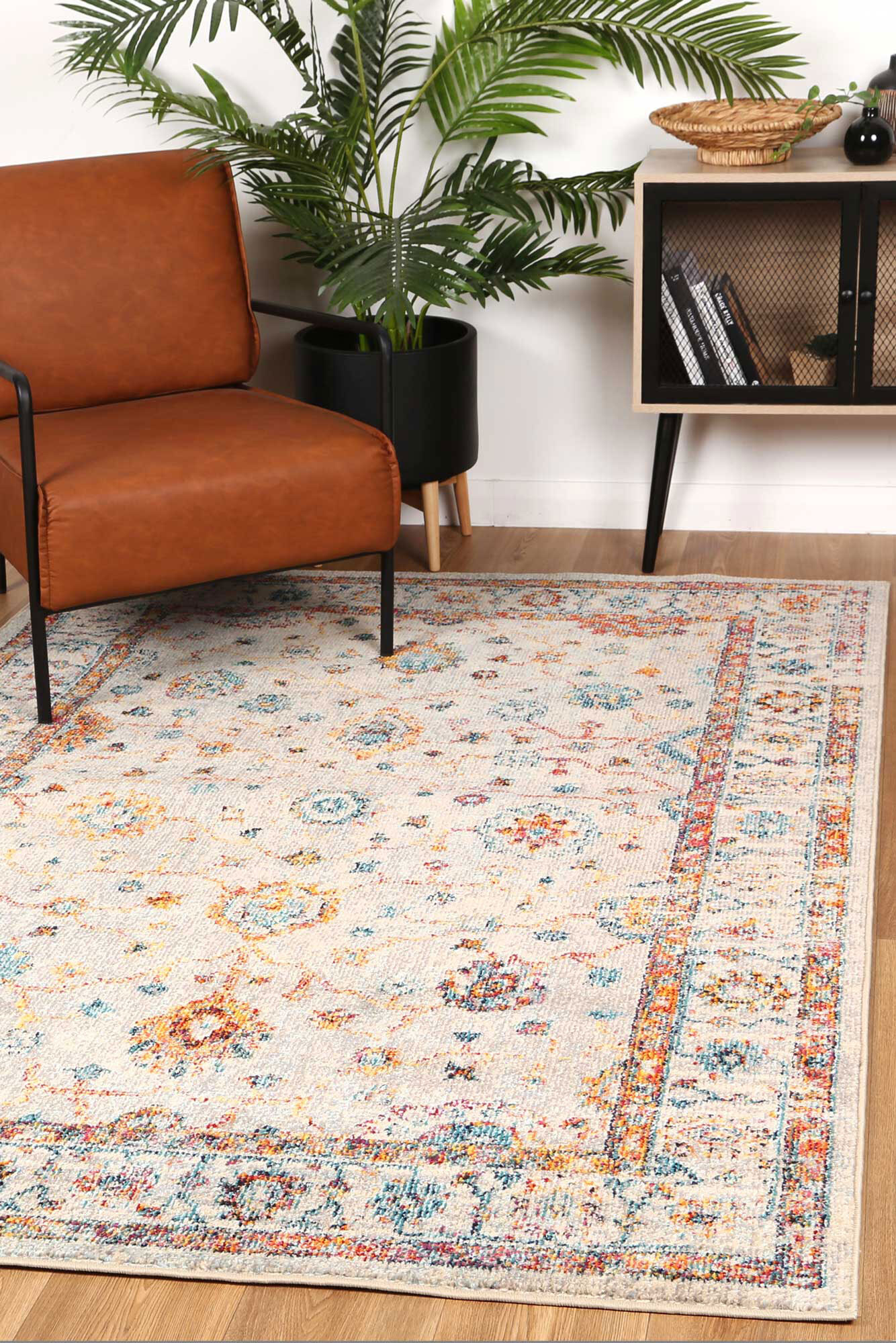 Tina Cream Traditional Floral Rug(Size 230 x 160cm)