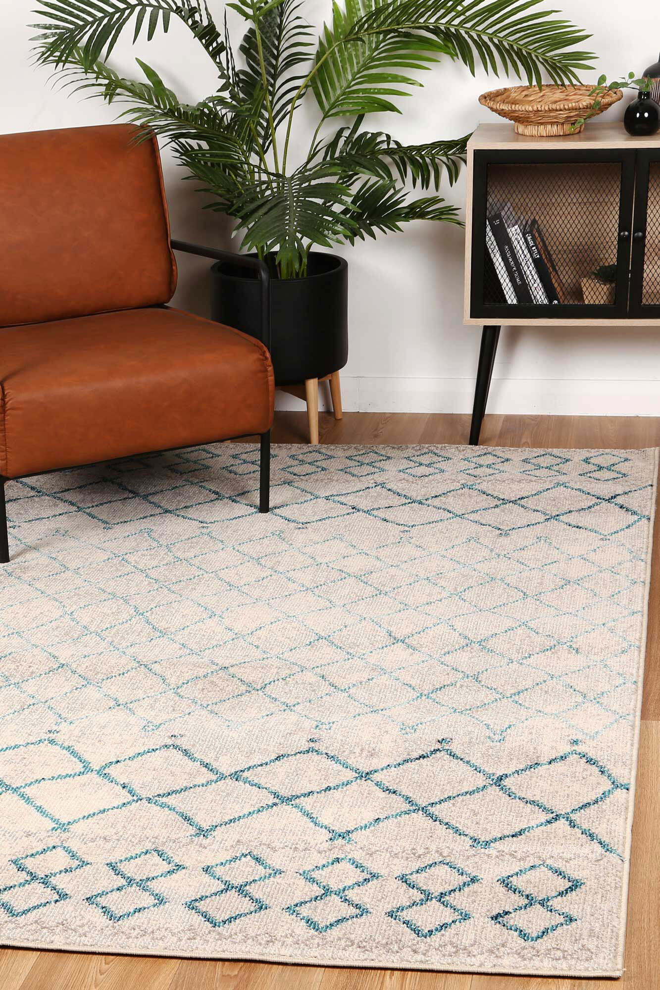 Large View Tina Contemporary Trellis Rug(Size 230 x 160cm)
