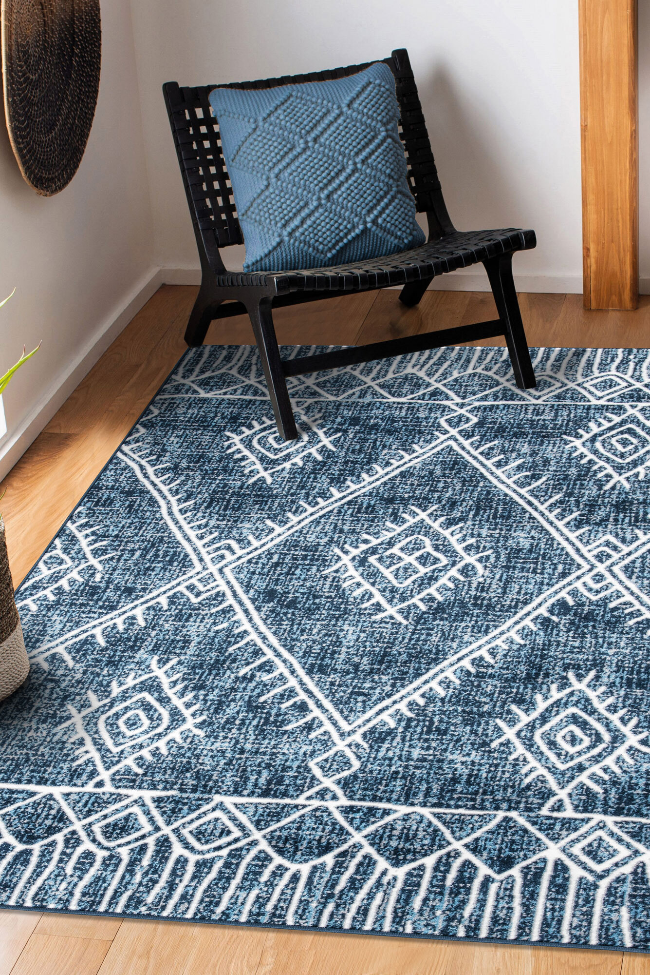 Large View Toni Diamond Pattern Rug(Size 230 x 160cm)