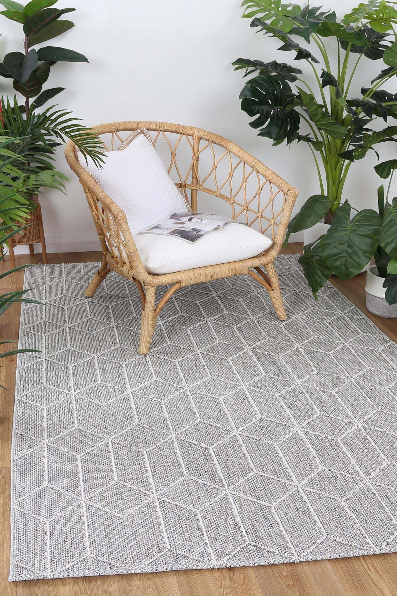 Viva Geometric Flatweave Rug(Size 170 x 120cm)