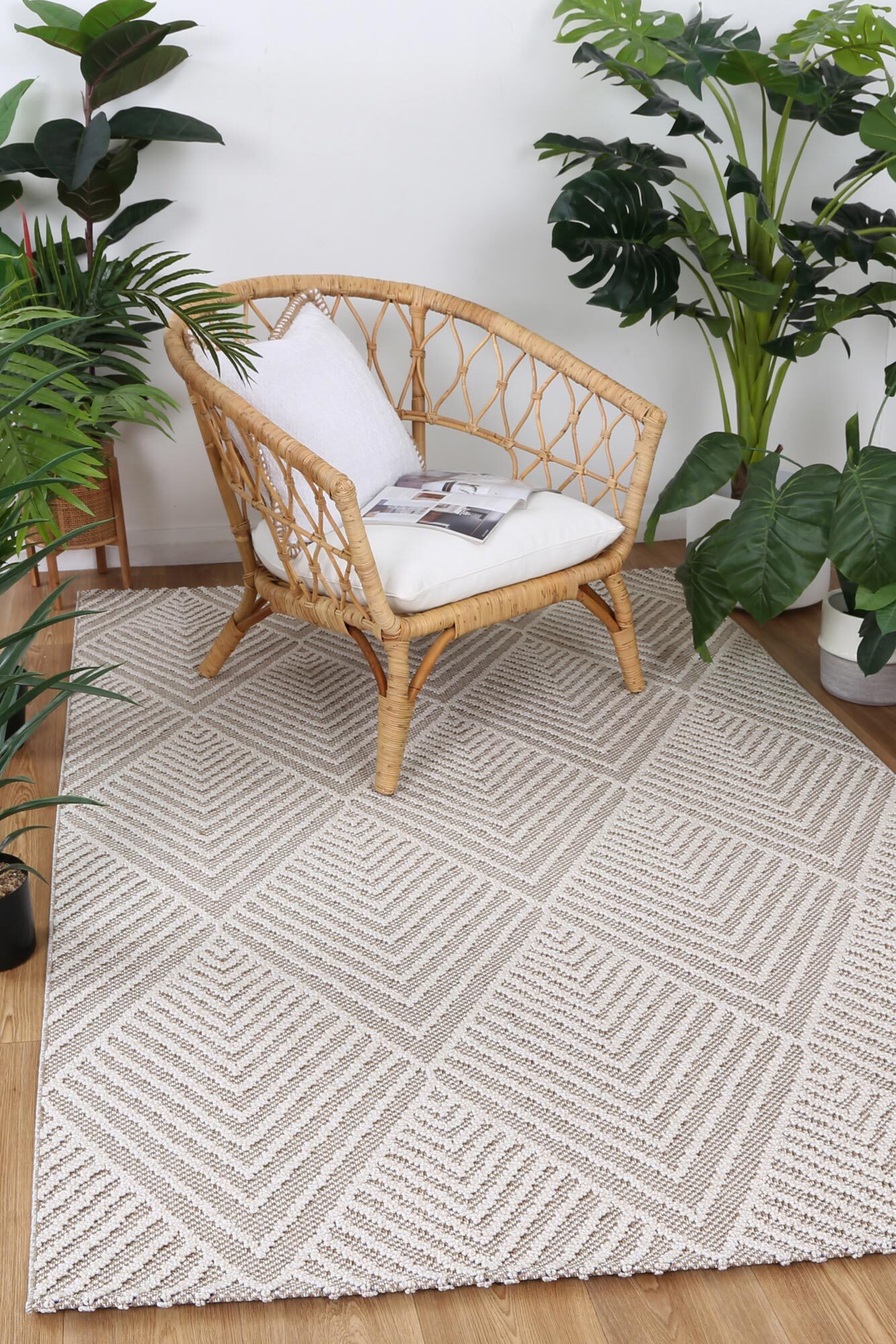 Viva Geometric Flatweave Rug(Size 170 x 120cm)