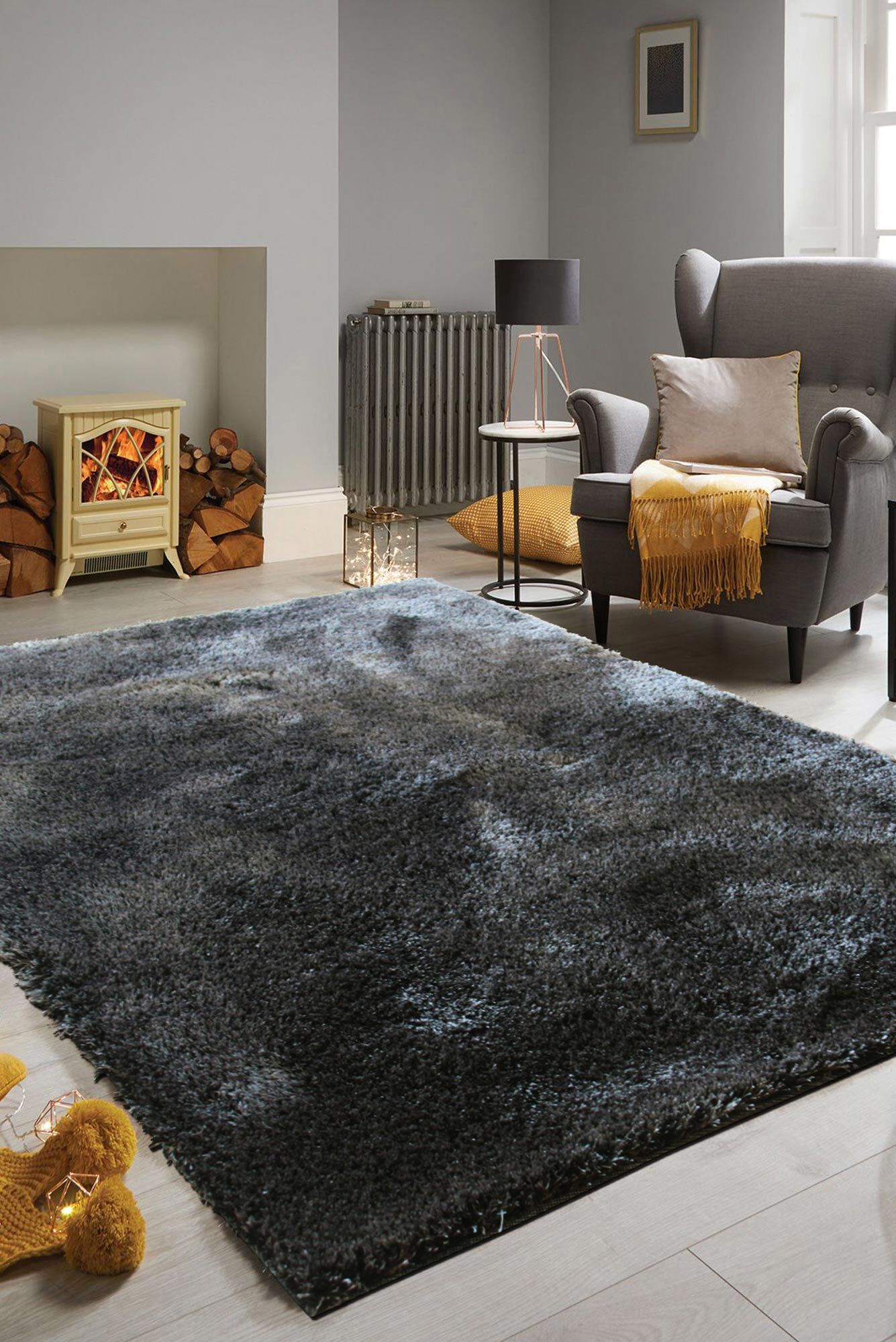 Large View Vera Thick Plain Black Shaggy Rug(Size 230 x 160cm)