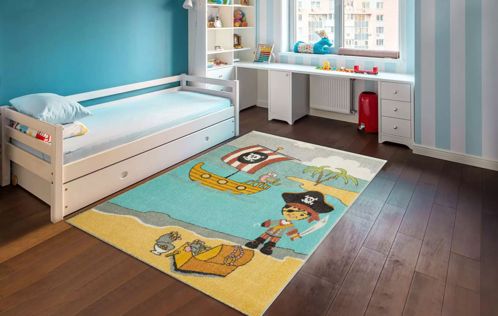 pirate rug in boy's bedroom