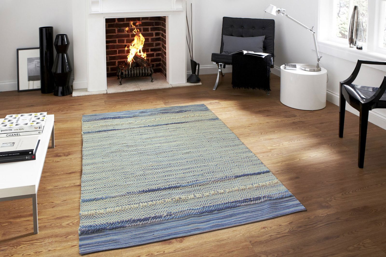 Medea Flatweave Wool Rug