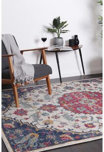 Donna Traditional Medallion Rug