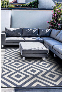 Ambient Geometric Outdoor Rug