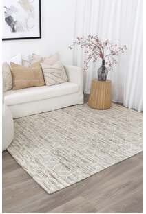 Chea Geometric Wool Rug