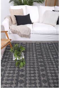 Hann Hand Loomed Rug