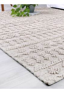 Hann Hand Loomed Rug