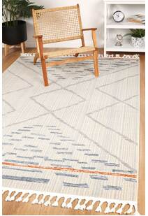 Inti Moroccan Fringed Tribal Rug