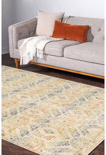 Myla Traditional Geometric Rug