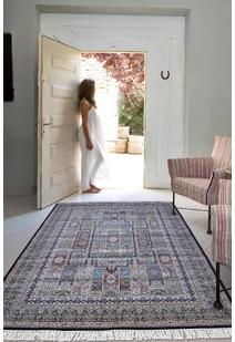 Parsa Traditional Fringed Rug