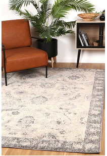 Tina Floral Traditional Rug